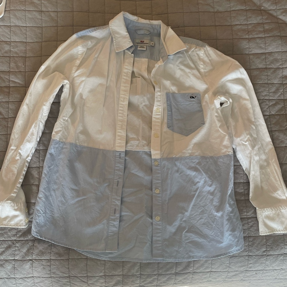 Vineyard Vines ladies Oxford/button up